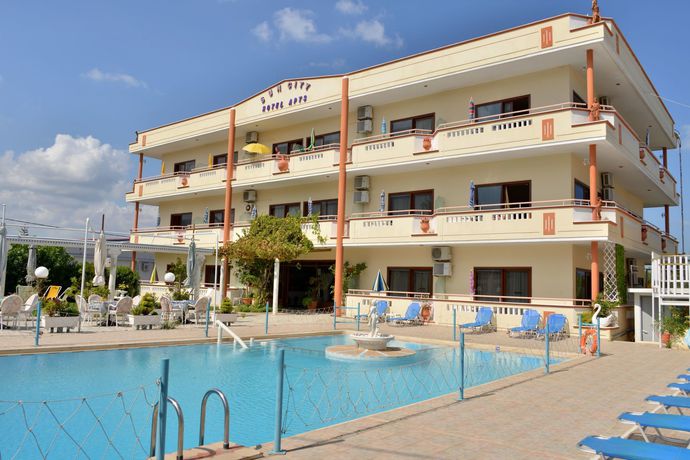 Imagen de la habitación del Hotel Sun City, Chania. Foto 8