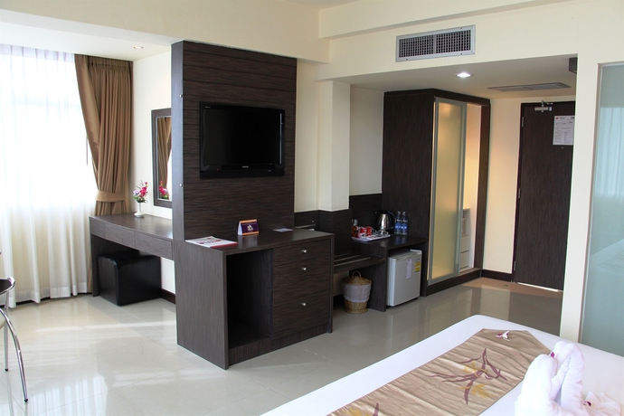 Imagen de la habitación del Hotel Sun City Hotel Pattaya. Foto 2