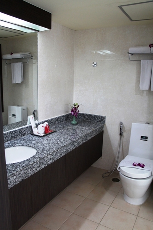 Imagen de la habitación del Hotel Sun City Hotel Pattaya. Foto 5
