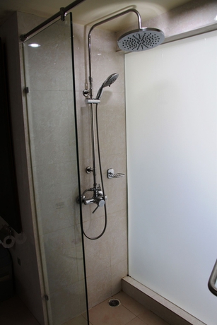 Imagen de la habitación del Hotel Sun City Hotel Pattaya. Foto 8