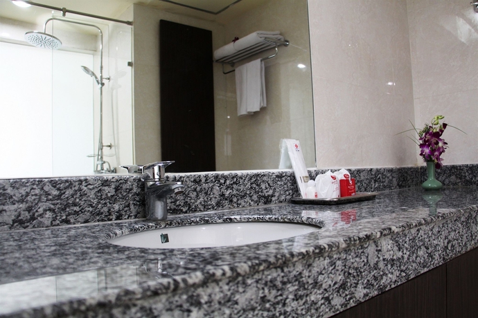 Imagen de la habitación del Hotel Sun City Hotel Pattaya. Foto 9