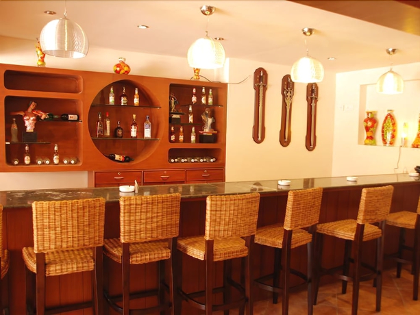 Imagen del bar/restaurante del Hotel Sun City Resort. Foto 5