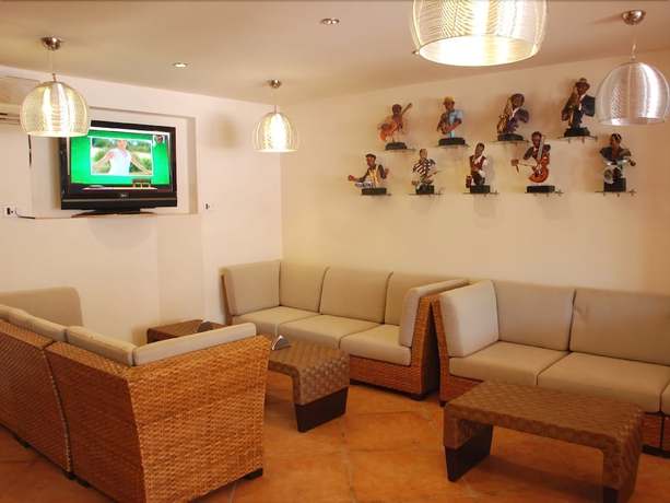 Imagen del bar/restaurante del Hotel Sun City Resort. Foto 6