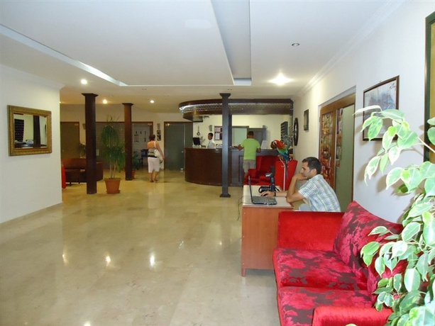 Imagen general del Hotel Sun Club Side. Foto 1