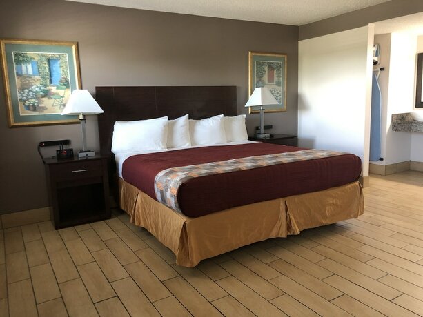 Imagen de la habitación del Hotel Sun Coast Inn. Foto 14