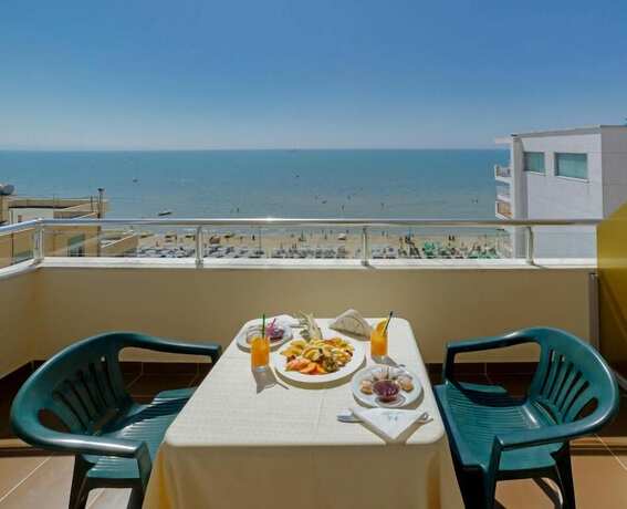 Imagen general del Hotel Sun, Durres. Foto 5