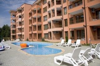 Imagen de la piscina del Hotel Sun Flower. Foto 8