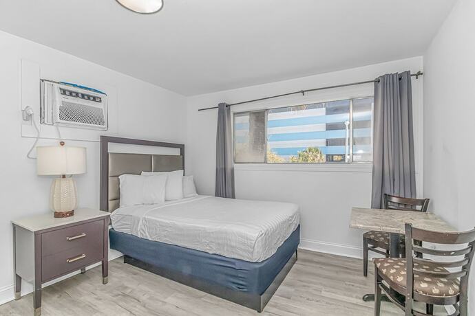 Imagen de la habitación del Hotel Sun Fun Motel. Foto 12
