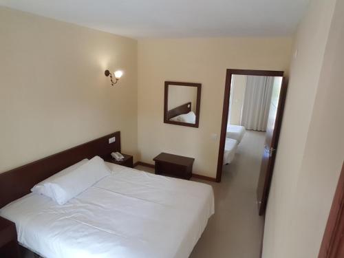 Imagen de la habitación del Hotel Sun Galicia. Foto 3