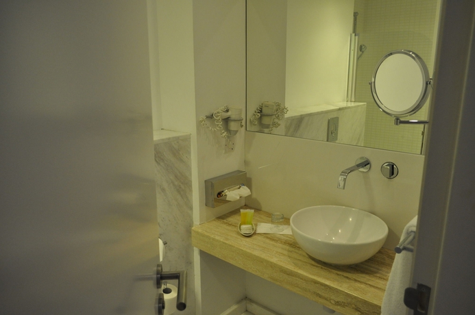 Imagen de la habitación del Hotel Sun Hall. Foto 7