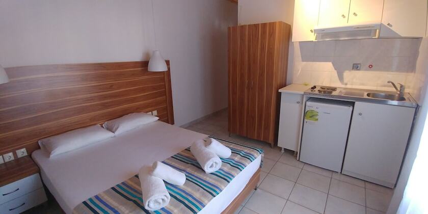 Imagen general del Hotel Sun Helios Garden Studios. Foto 1