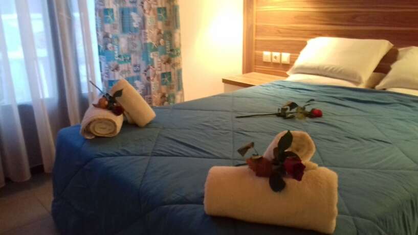 Imagen de la habitación del Hotel Sun Helios Garden Studios. Foto 18