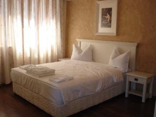 Imagen de la habitación del Hotel Sun Hotel. Foto 5