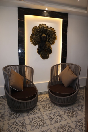 Imagen de los interiores del Hotel Sun In Sea Beach Resort. Foto 19