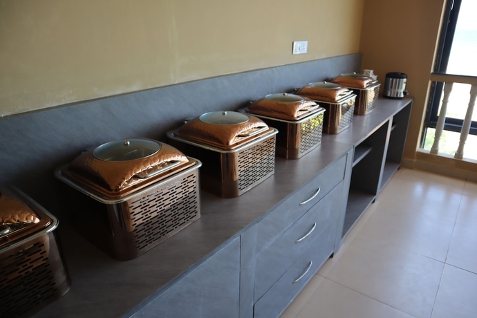 Imagen del bar/restaurante del Hotel Sun In Sea Beach Resort. Foto 2