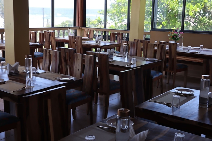 Imagen del bar/restaurante del Hotel Sun In Sea Beach Resort. Foto 4