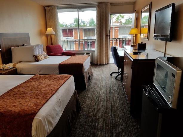 Imagen de la habitación del Hotel Sun Inn And Suites. Foto 8