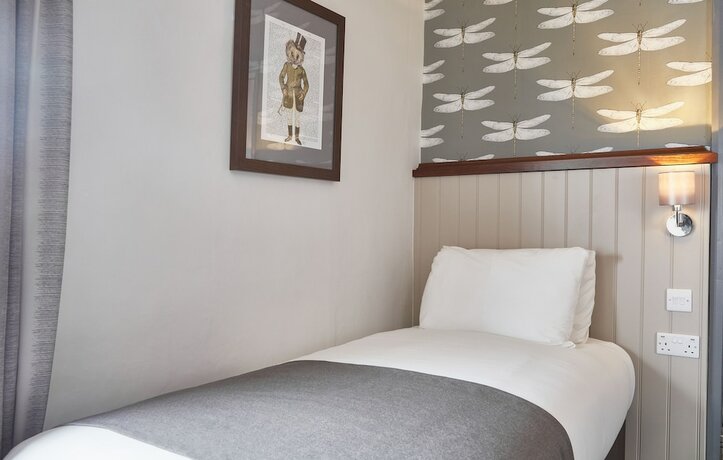 Imagen de la habitación del Hotel Sun Inn. Foto 20