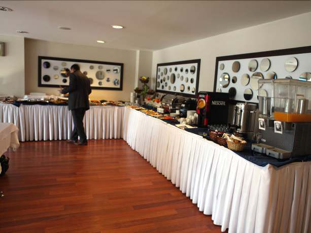 Imagen del bar/restaurante del Hotel Sun Inn, Iskenderun. Foto 3