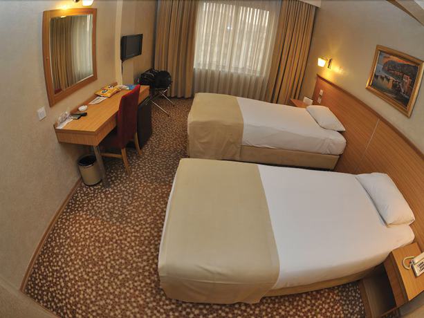 Imagen de la habitación del Hotel Sun Inn, Iskenderun. Foto 17