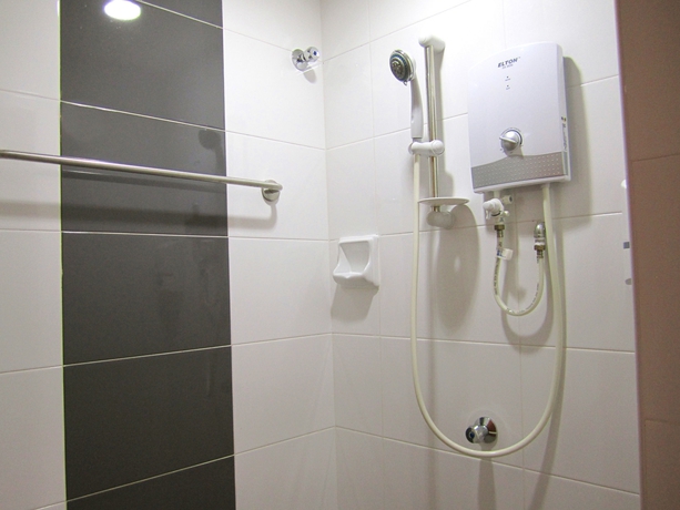 Imagen de la habitación del Hotel Sun Inns Bandar Puchong Utama. Foto 4