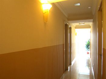 Imagen de los interiores del Hotel Sun Inns Kelana Jaya. Foto 12