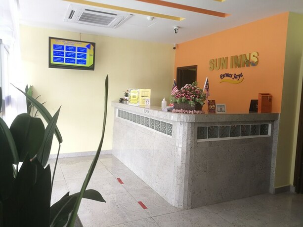 Imagen de los interiores del Hotel Sun Inns Permas Jaya. Foto 36