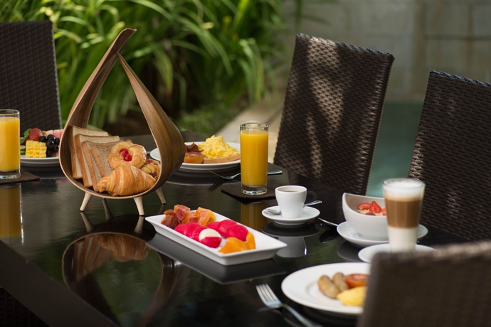 Imagen del bar/restaurante del Hotel Sun Island Boutique Villas and Spa Seminyak - Chse Certified. Foto 3