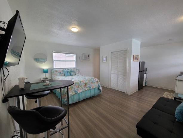 Imagen de la habitación del Hotel Sun Island Motel. Foto 5