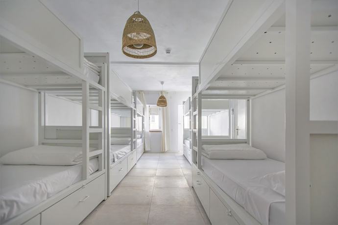 Imagen de la habitación del Hotel Sun Lovers Hostel. Foto 1