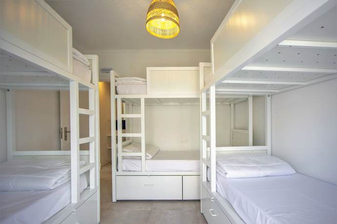 Imagen de la habitación del Hotel Sun Lovers Hostel. Foto 12