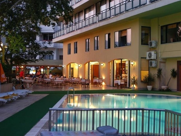 Imagen general del Hotel Sun Maris Park. Foto 5
