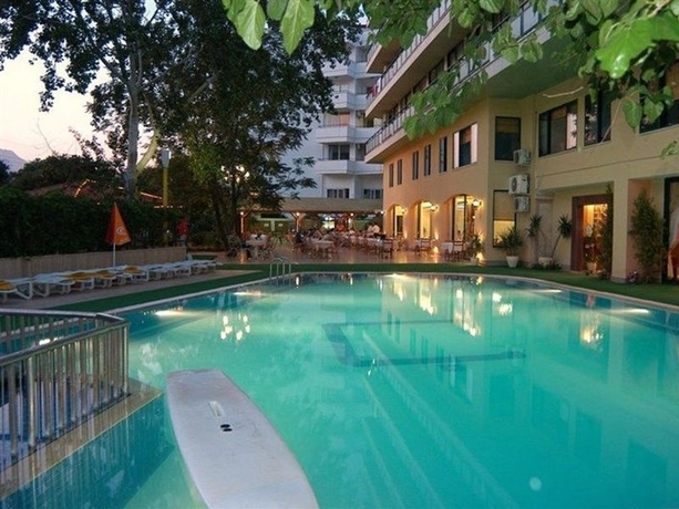 Imagen general del Hotel Sun Maris Park. Foto 8