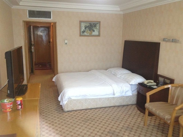 Imagen de la habitación del Hotel Sun Moon Lake, DALIAN. Foto 3