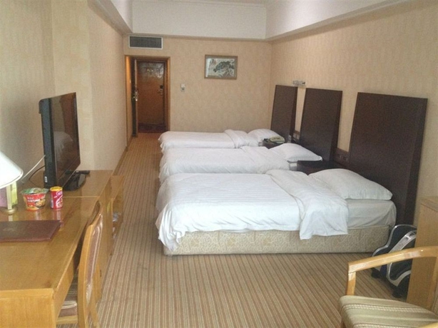 Imagen de la habitación del Hotel Sun Moon Lake, DALIAN. Foto 6