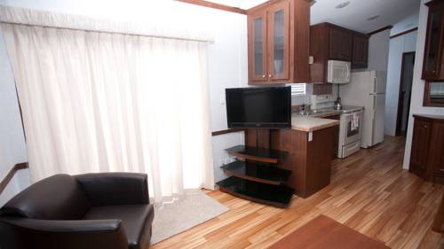 Imagen de la habitación del Hotel Sun N Fun Rv Resort. Foto 2
