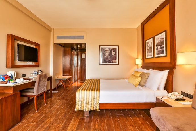 Imagen general del Hotel Sun N Sand Shirdi. Foto 1