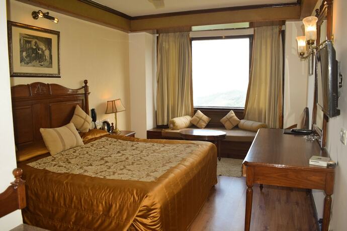 Imagen de la habitación del Hotel Sun N Snow Inn. Foto 15