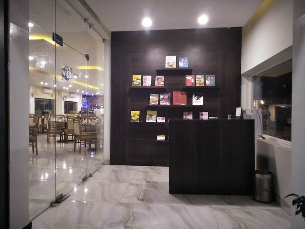 Imagen general del Hotel Sun N Star. Foto 10