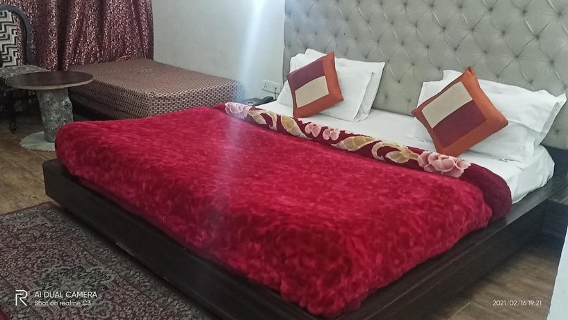 Imagen de la habitación del Hotel Sun N Star. Foto 14