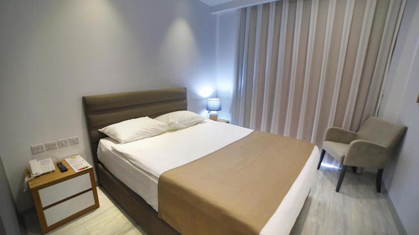 Imagen de la habitación del Hotel Sun, NICOSIA. Foto 5