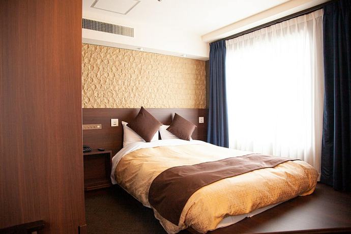 Imagen de la habitación del Hotel Sun Okinawa. Foto 5