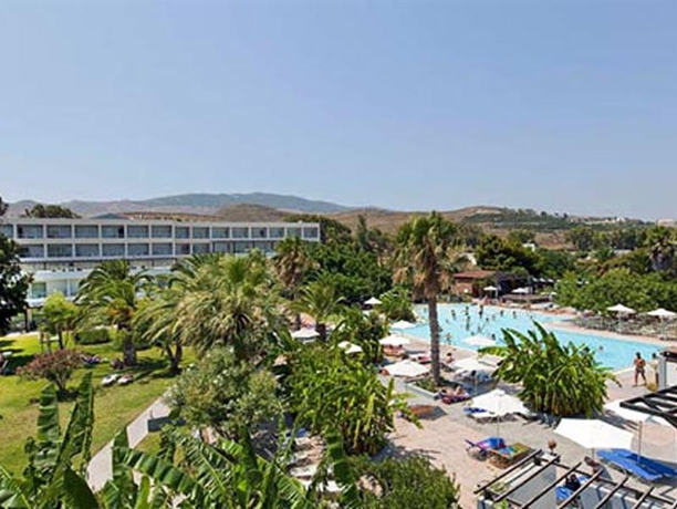 Imagen general del Hotel Sun Palace, PSALIDI. Foto 8