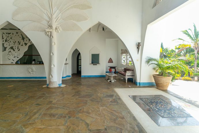 Imagen de los interiores del Hotel Sun Palm Beach Resort. Foto 16