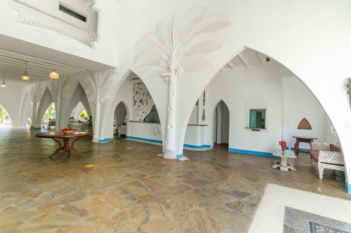 Imagen de los interiores del Hotel Sun Palm Beach Resort. Foto 18