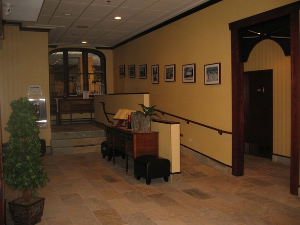 Imagen de los interiores del Hotel Sun Peaks Lodge. Foto 10