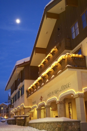 Imagen de los exteriores del Hotel Sun Peaks Lodge. Foto 7