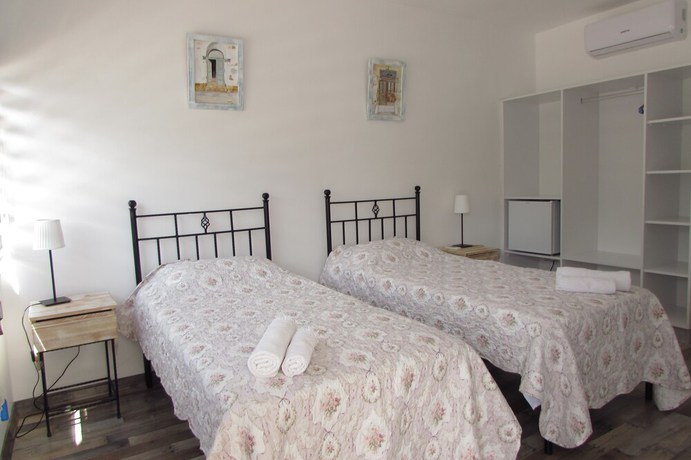 Imagen de la habitación del Hotel Sun Rays. Foto 16