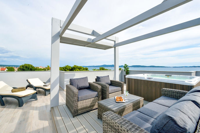 Imagen de los exteriores del Hotel Sun Resort Nikolina. Foto 11