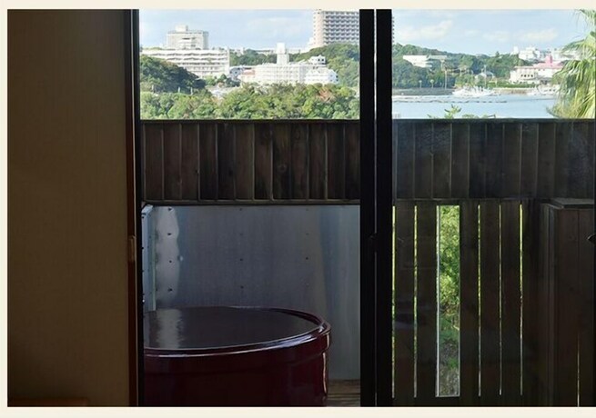 Imagen de la habitación del Hotel Sun Resort Shirahama. Foto 18